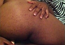 velvet lust solo squirting huge with toys