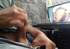 Soloboy stroking it hard in session 34