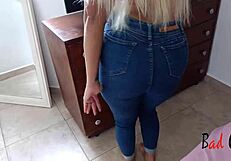 Stepsister Packs Big Ass For Christmas Cumshot Gift