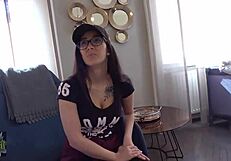 Darcia's Slender Body Takes Raw Creampie