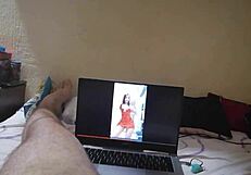 Joven Caliente Se Masturba Buscando Placer Y Amor