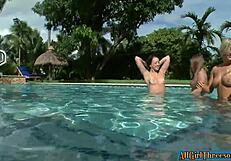 i share glamour moments with lesbian friends