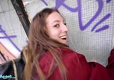 公共特工在街头公开操西班牙朋克宝贝毒恶