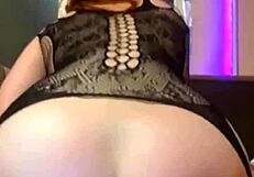 Sultry cam girl rides dildo passionately