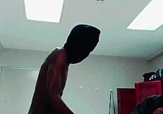 chubby queen fucked by ben10 and squirts 💦