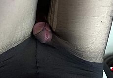 i'm fucking her thighs in pantyhose up close, moaning as i cum all over, it's so extreme!