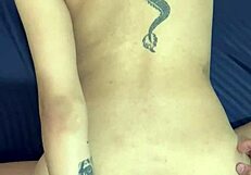 صديق ينيك مؤخرتي بقوة ويؤلمني بشكل لذيذ