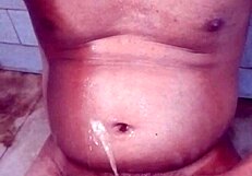 Indian Gay Bottom Receives Own Golden Shower