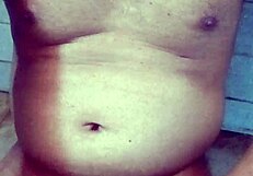 Indian Gay Bottom Receives Own Golden Shower