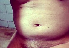 Indian Gay Bottom Receives Own Golden Shower