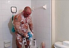 Сапун и масло под душа