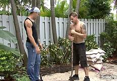 Gay guy gets nailed outdoors with big cock