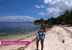 Outdoor Blowjob On Beach With Thai Amateurs