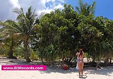 Outdoor Blowjob On Beach With Thai Amateurs