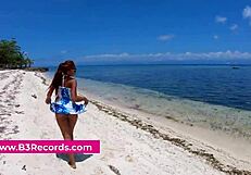 Outdoor Blowjob On Beach With Thai Amateurs