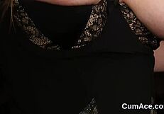 Sexy beauty eats cum load in blowbang facial