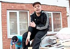 Model Carla Mai Seduces