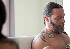 Stepdaddy fucks stepdaughter before concert