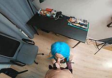 does crazy jinx fuck hard on the desk in cosplay?