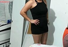 amateur seduces installer, pays with blowjob 😏