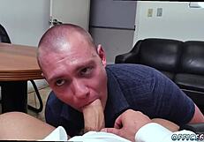 少年同志视频，中国小伙在无裤星期五激情开战