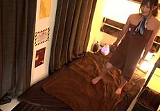 Part1 【サービス満点エロエステ！】充電器を借りないでメンズエステ店員とパコパコsp！？今回はお店へ突入w下半身中心のマッサージでチ●コギンギン！潮吹くマ●コにズッポリ挿入！世にも珍しいセックスエステでお肌もチ●コもトゥルトゥルwww