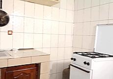 Surprise kitchen quickie with hot neighbors Lulu Vroumette and Chris Ramirez