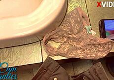 여친 속여서 팬티 훔치고 안에 쌌어