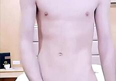 vietnamese gay guys hooking up