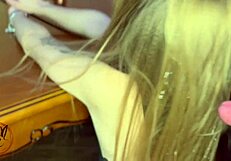 watch these teens cum together in sloppy cumshots