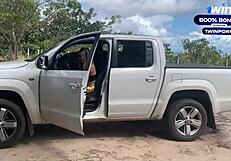 Vivi Capetinha gets anal fingering and assfucking from employee Vagninho on the farm