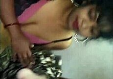 Hot wife gives good blow job and deep throat