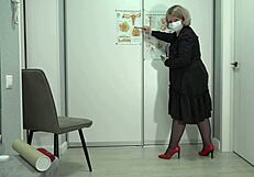 students, what are you thinking during my lesson? i'm the curvy milf with big ass masturbating solo