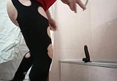 travesti explores her desires with a gode, discovering new pleasures in intimate play