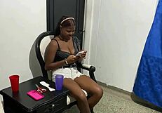 voy a cortarme el cabello y termino follando bien duro con el estilista