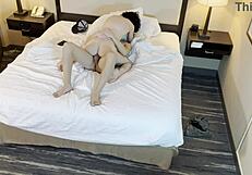 Petitní 18+ teenka 18+ jezdí cowgirl style