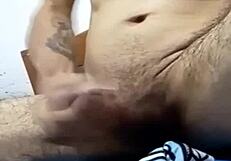 deliciosa paja hetero vergon - who wants this gay handjob?