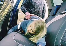 Potovanje postane divje z velikim izlivom na mojo pičko na prostem