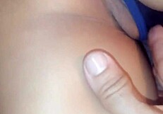 la desperto penetrandola con su gran verga