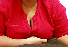 Westbengal Sexy Bhabhi Shows Her Big Tits!