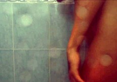 Fetish Center Pee in the Shower - Nasty and Amateur Content