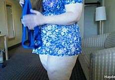 i love teasing with my big ass in panties and thongs, shaking that fat booty for you