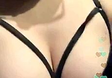 Pelacur Russia, nak tengok tetek saya di periscope malam ini ke?