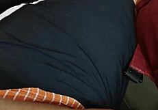 Acosando A Madura Culona En Las Calles De Lima