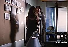Kim Delaney dans La Tentatrice 1995 montre action petits seins