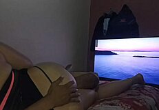 Venezuelan milf spreads huge ass and tits for amateur fucking.