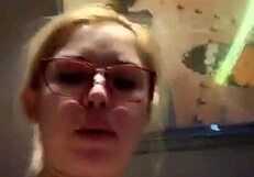 Pelacur Russia, nak tengok tetek saya di periscope malam ini ke?