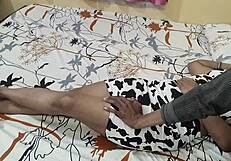 Поймали горячую Саги Бахан смотрящую порно на мобиле перед интенсивным кремпаем