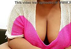 i love this sexy big tits girl