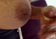 Doji moje velike joške zdaj